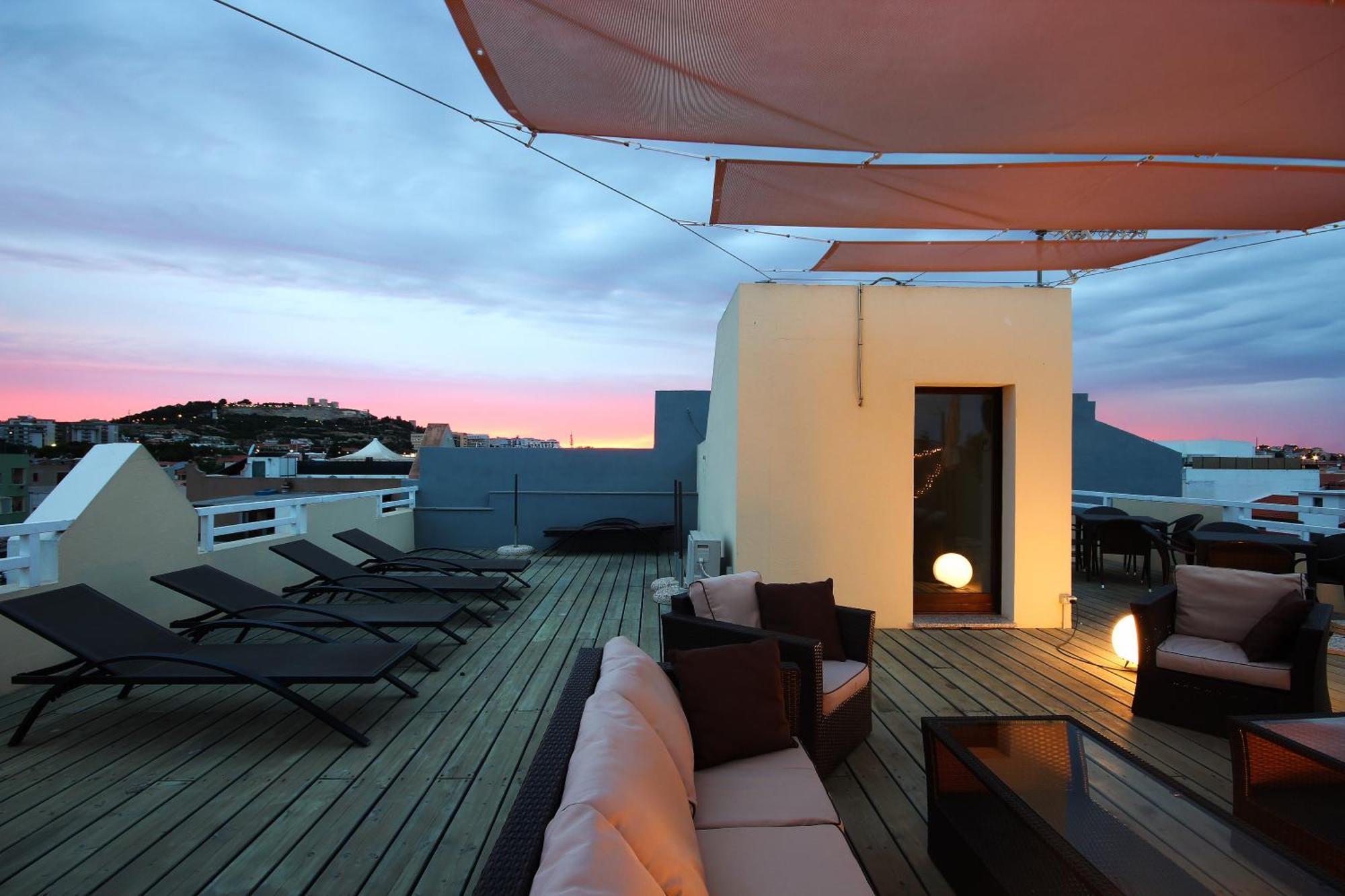 Domu Pintada Apartment Cagliari Bagian luar foto