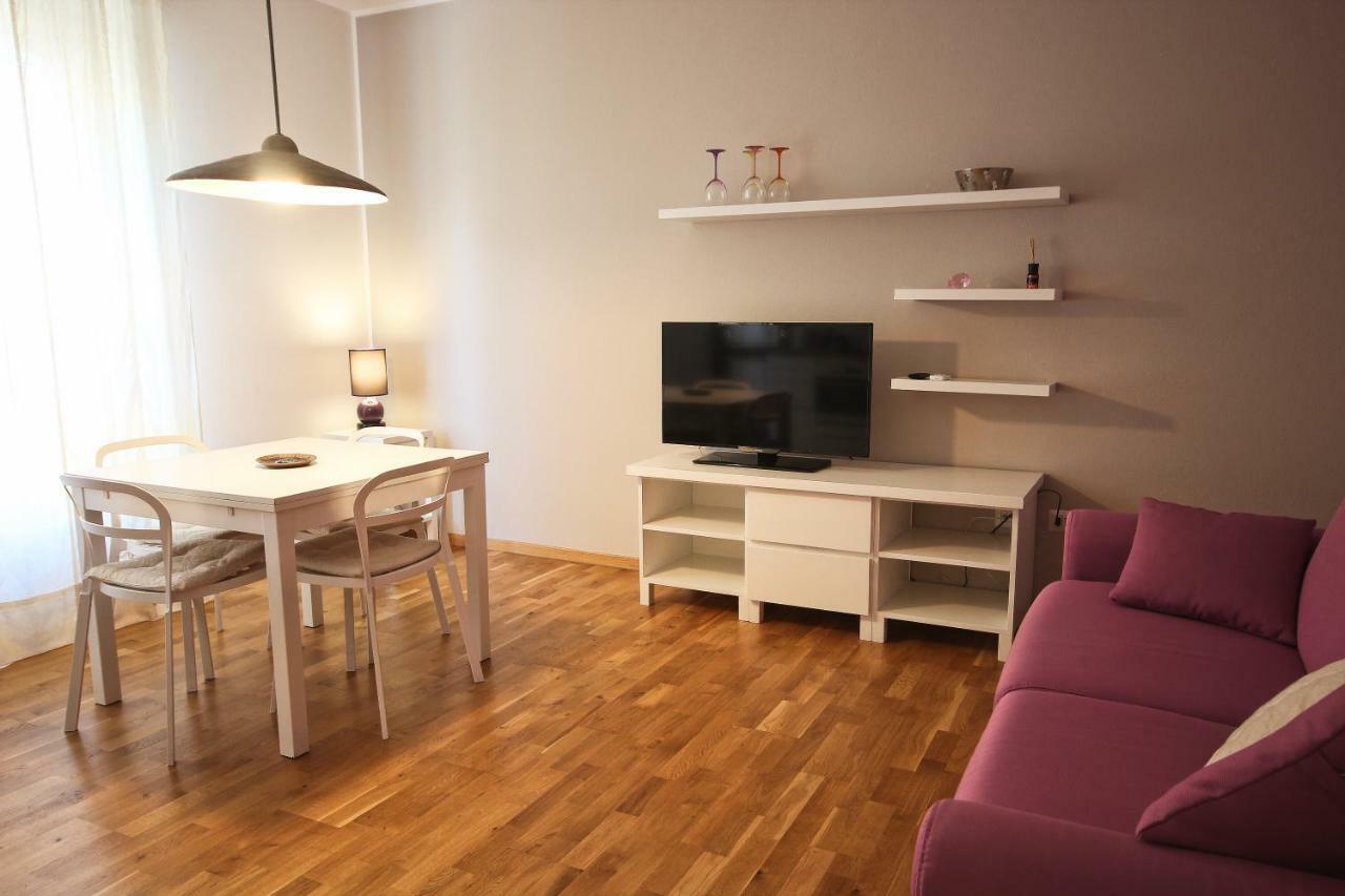 Domu Pintada Apartment Cagliari Bagian luar foto