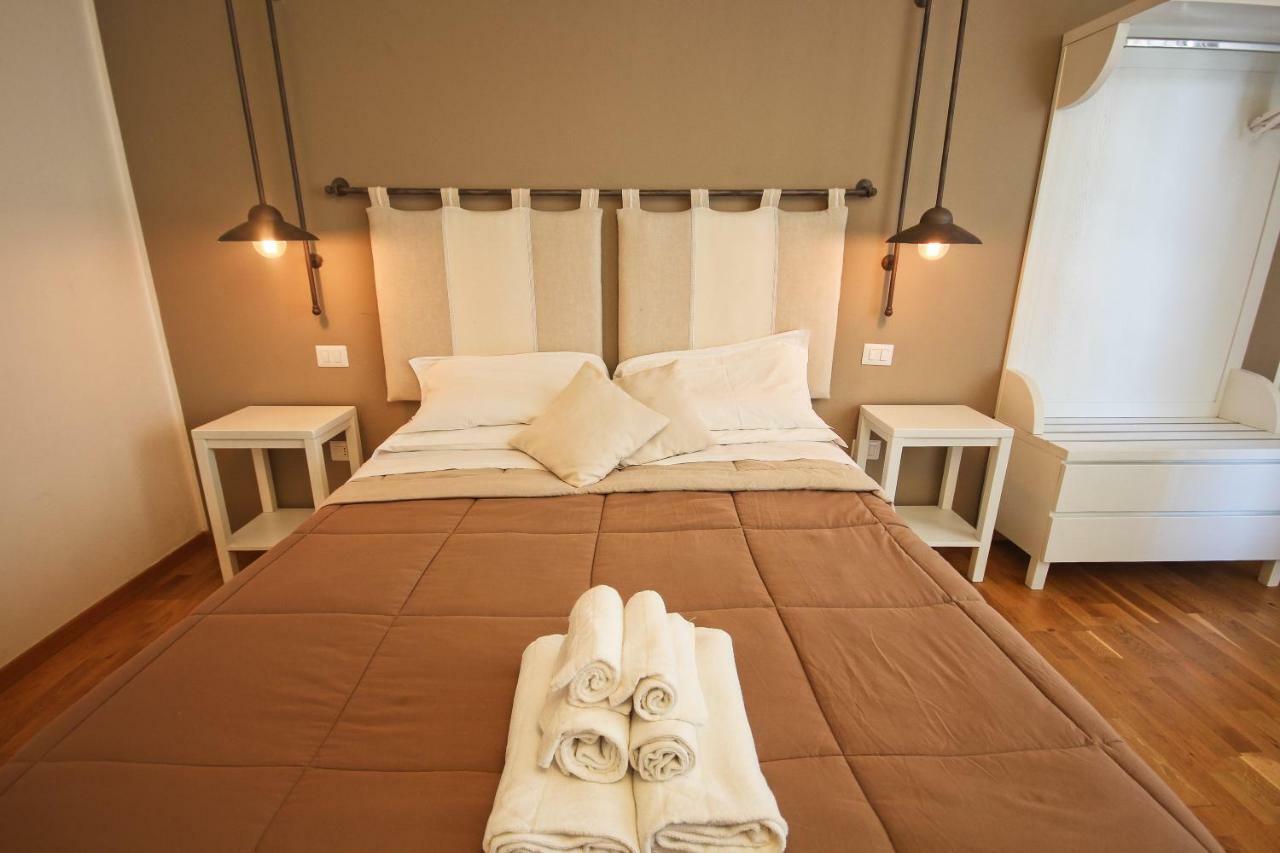 Domu Pintada Apartment Cagliari Bagian luar foto